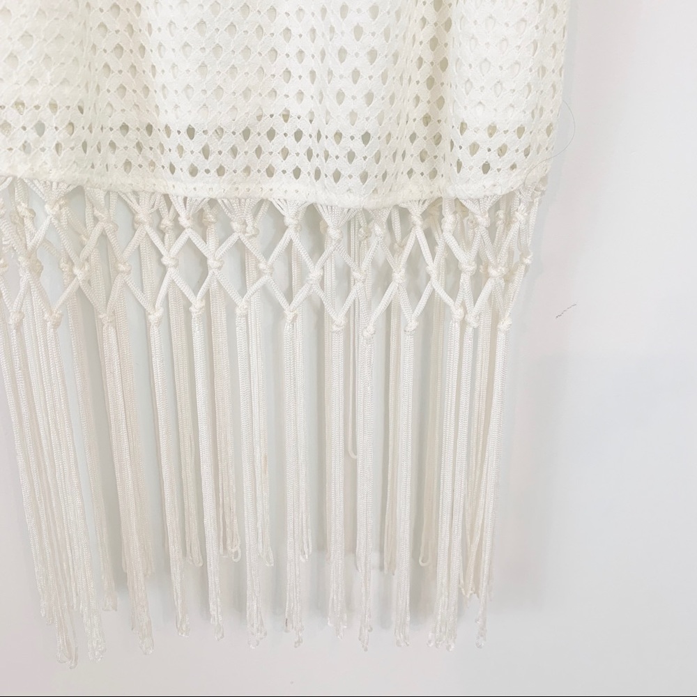Skies Are Blue Boho Crochet Macrame Fringe Top NWT - Picture 5 of 8